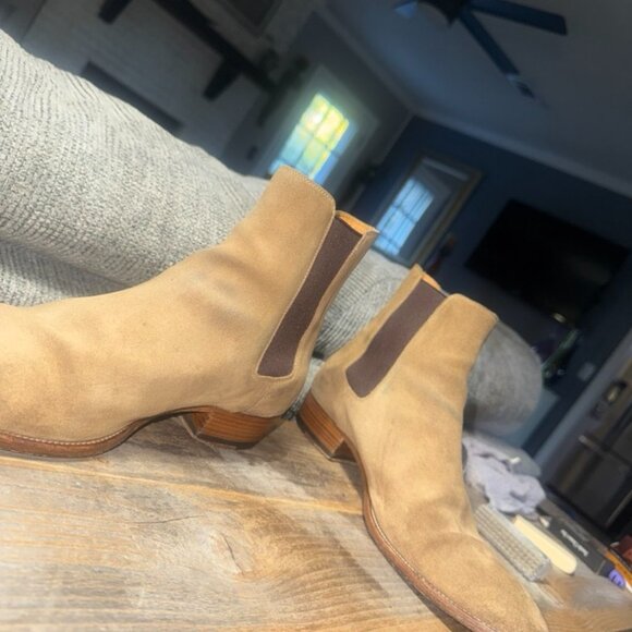 Saint Laurent mens Chelsea tan suede Boots Size 42 preowned main image 6